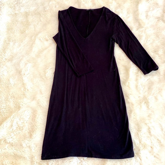 🖤 Sisley Dress - Picture 1 of 1